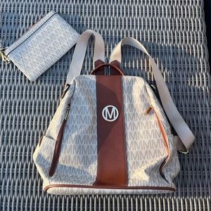 Marco bag pack with a pouch